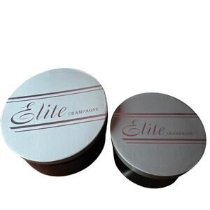 Hat box with carrying string - Large - 21in (wide) x 9in (tall)